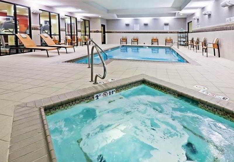 Hotel Courtyard By Marriott Tulsa Woodland Hills Exterior foto