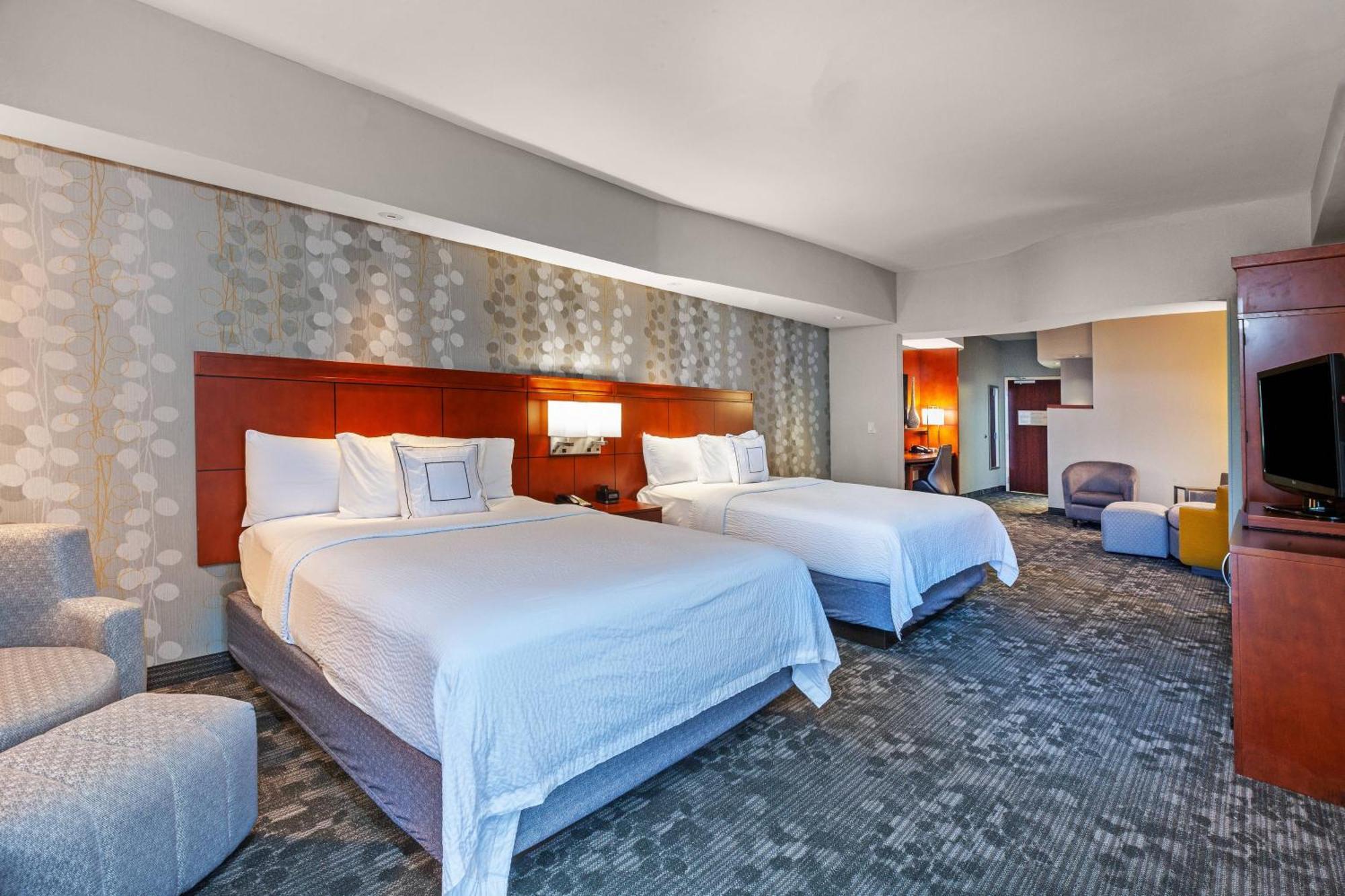 Hotel Courtyard By Marriott Tulsa Woodland Hills Exterior foto