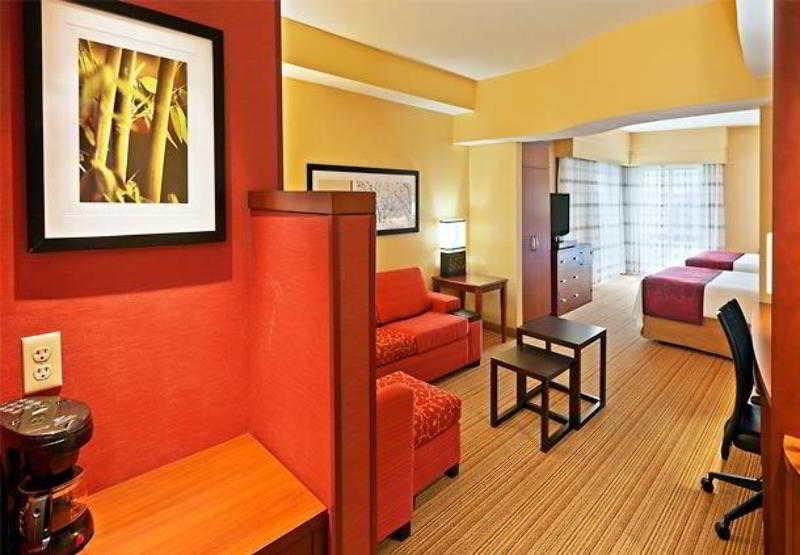 Hotel Courtyard By Marriott Tulsa Woodland Hills Exterior foto