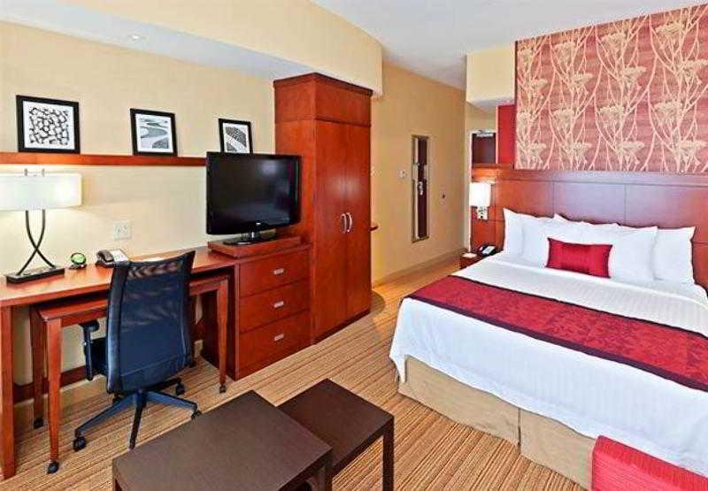 Hotel Courtyard By Marriott Tulsa Woodland Hills Habitación foto