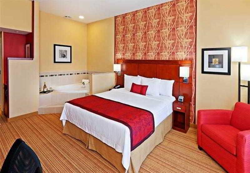 Hotel Courtyard By Marriott Tulsa Woodland Hills Exterior foto